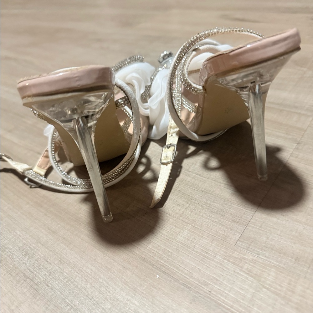 Women's Nude Pointed Toe Heels with White Bow and Rhinestone Accent - Picture 2 of 3